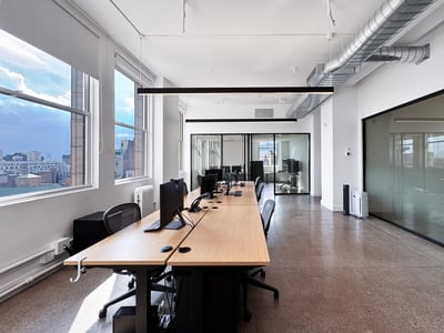 Thumbnail image of property at 200 Park Avenue South