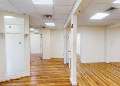 Thumbnail image of property at 80 Fifth Avenue