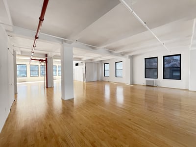 Thumbnail image of property at 49 West 38th Street