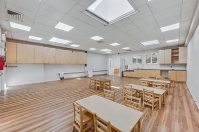 Thumbnail image of property at 120 West 76th Street