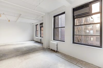 Thumbnail image of property at 10 West 33rd Street