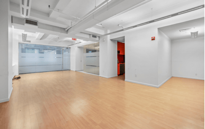 Thumbnail image of property at 551 Fifth Avenue